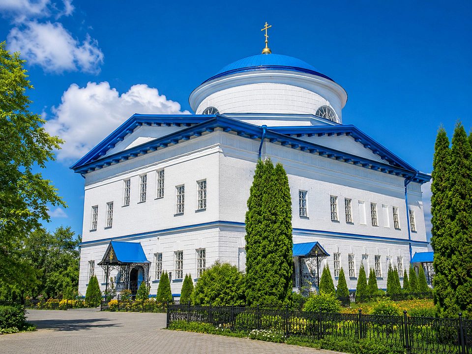 Экскурсия в Свияжск, Раифский монастырь и Храм всех религий — фото 6